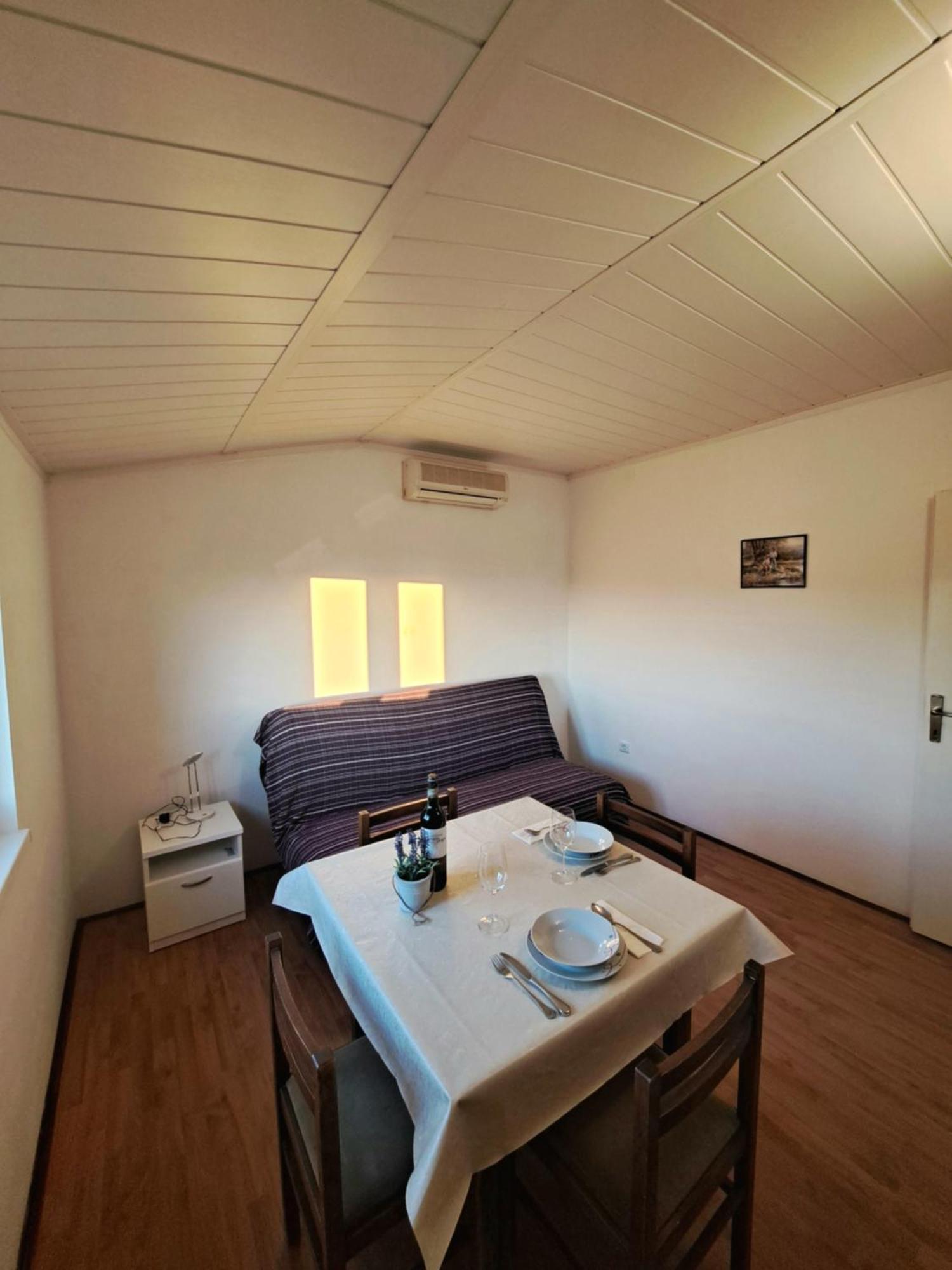 Maruna Apartment Maslenica