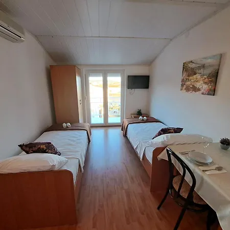 Apartments Maruna Maslenica Exterior foto